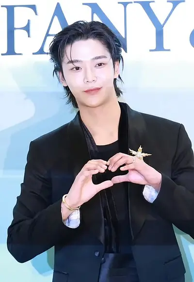 로운